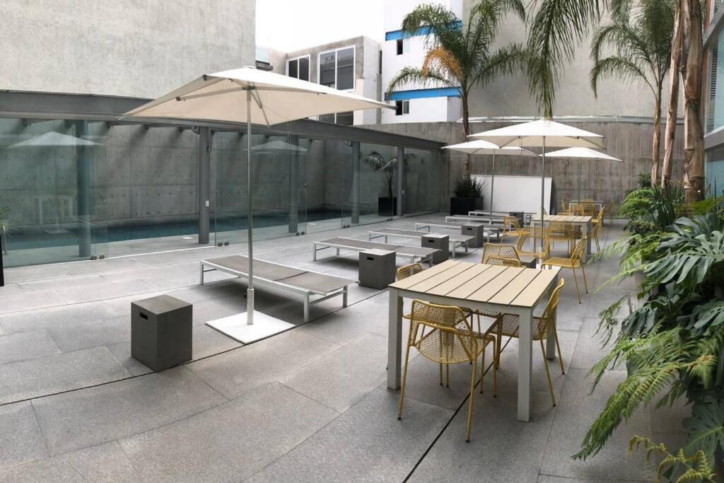 Comodo Departamento En Polanco. Pool, Gym & Garage